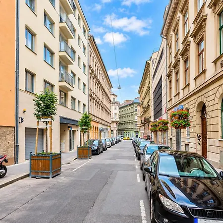 Feel Superior # Free Parking # Balcony # Ac Apartman