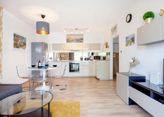 Apartmán Feel Superior # Free Parking # Balcony # Ac