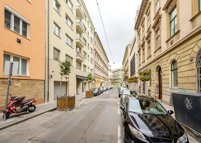 Apartmán Feel Superior # Free Parking # Balcony # Ac